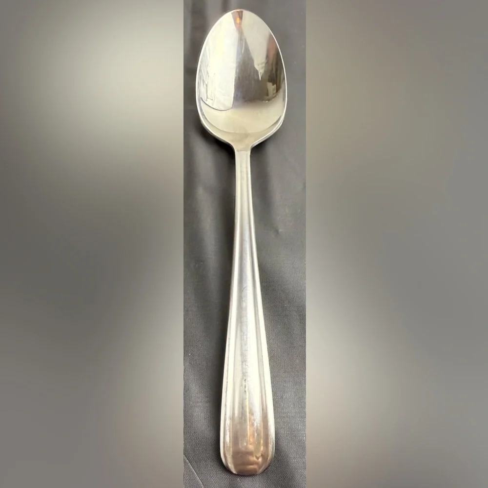Wallace Silver Fleetline (Stainless) by Wallace Silver Place/Oval Soup Spoon‎
